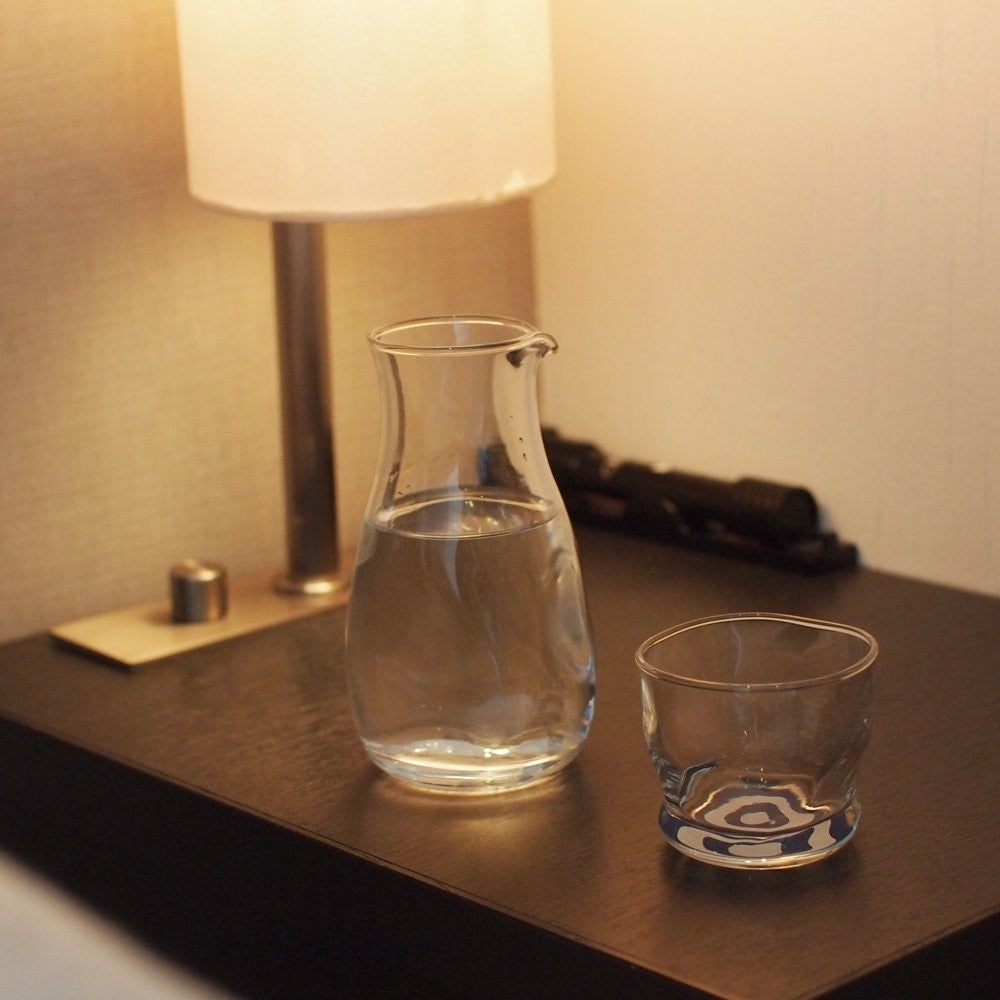 ADERIA Sake Set Clear (1 Carafe 290ml, 2 Cups 100ml)Tasting Sake Glass Gift Set in Box Made in Japan