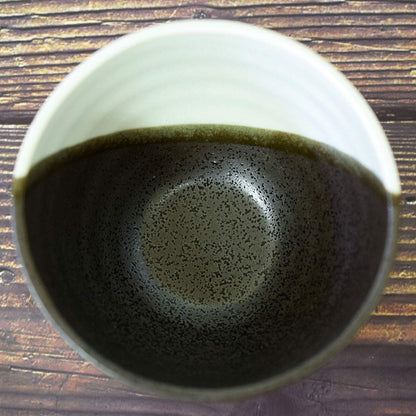 【made in japan】
Stylish Kutani Ceramic Rice Bowl for Tea, Elegant Floral Design in Yellow, Japanese Tableware, Premium Quality, Perfect for Birthdays, Milestone Celebrations, and Gifts