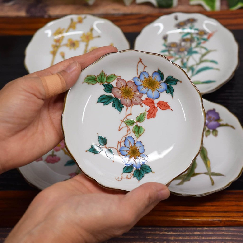 Waza no Kura Plate Set - Stylish Tableware, Kutani Ware Small Plates, Set of 5, Seasonal Flowers, High-Quality Ceramic, Premium Brand, Japanese Tableware, Serving Plates, Made in Japan, Wedding Gift, Present, Gift.