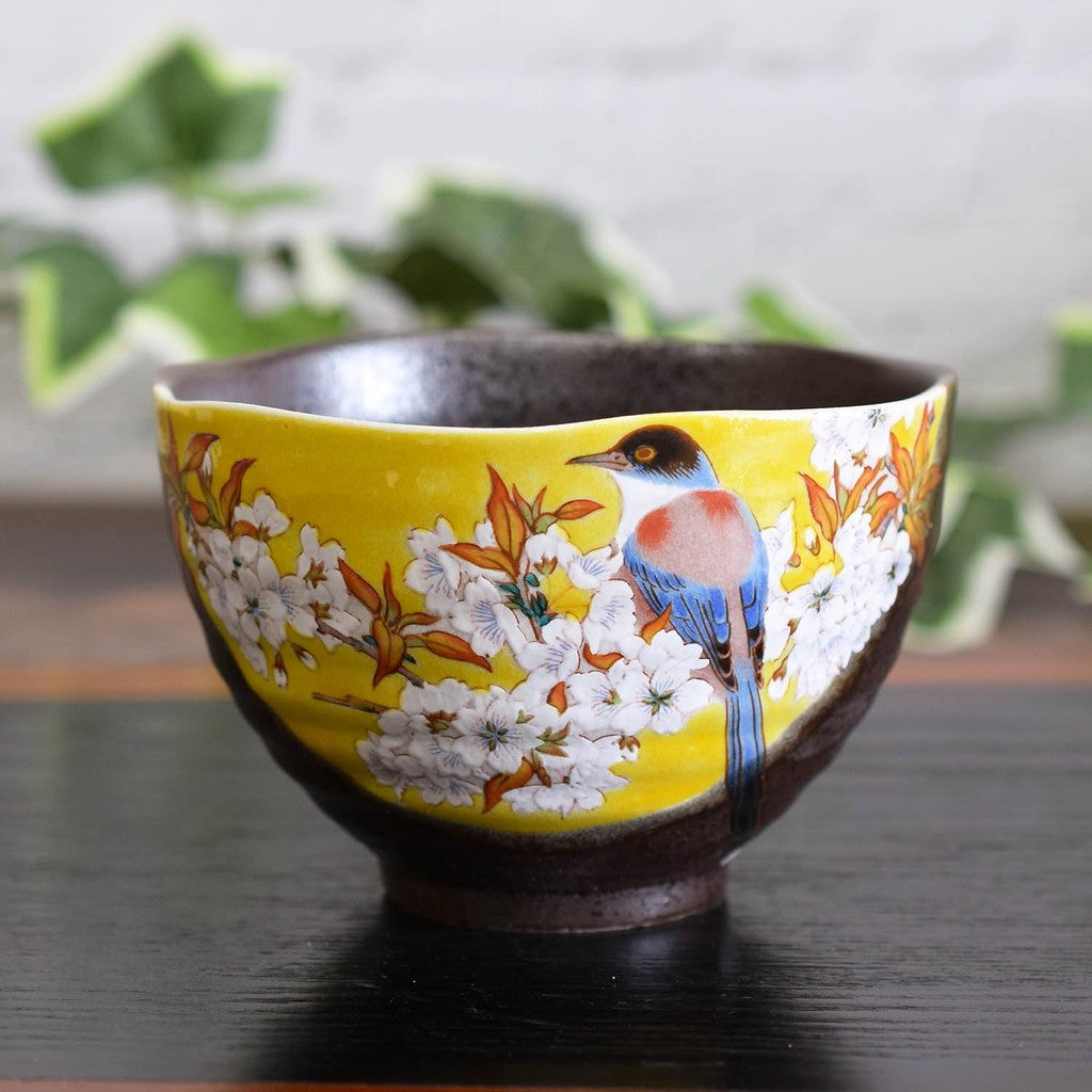【made in japan】
Elegant KUTANI Porcelain Rice Bowl, Traditional Japanese Tableware, YOSHIDA's Cherry Blossom & Bird Design, Luxury Gift for Birthdays and Milestone Celebrations, Made in Japan, Perfect for Ochazuke.