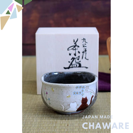 【made in japan】
Stylish Matcha Bowl - Kutani Ceramic, Waza no Kura Collection, High-Quality Japanese Tea Ceremony Tool, 