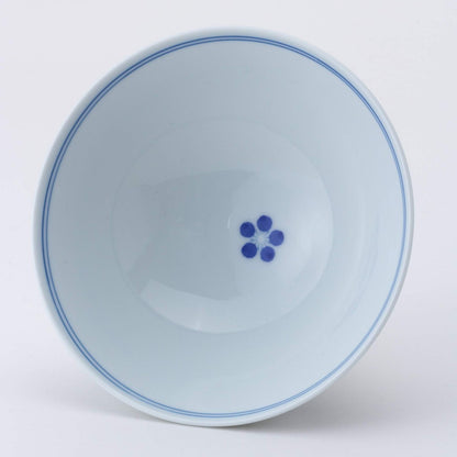 【made in japan】
Hasami Porcelain Yumemichi Extra Large Rice Bowl - Item No. 99265, Perfect for Serving or Home Decor, Elegant Design for Modern Living.