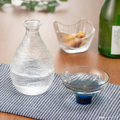 [Made in Japan]
Toyo Sasaki Glass Sake Glass Clear 120ml Edo Glass Yachiyo Kiln Sakazuki Made in Japan 10793 Blue and Gold Leaf