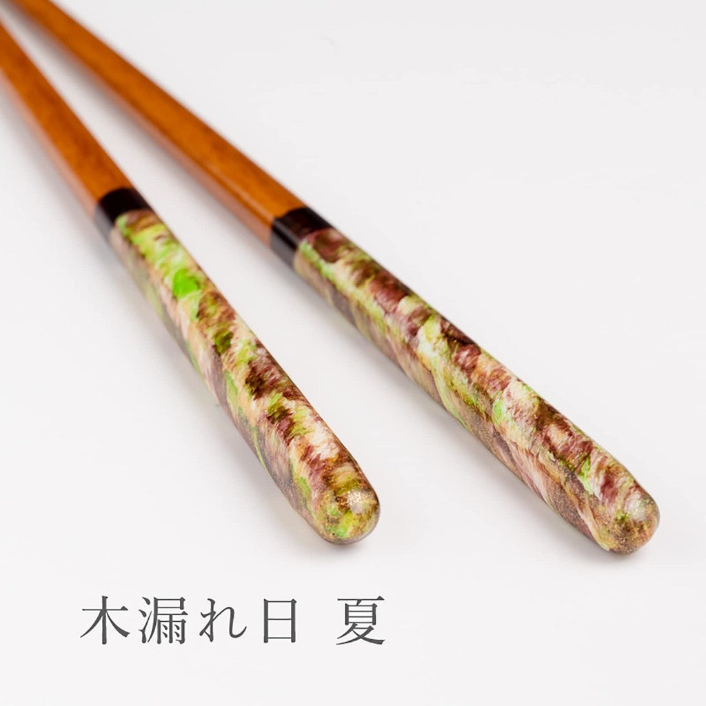 Hashikura Matsukan Dishwasher-Safe Couple's Chopsticks Natural Wood Pair Set 22.5cm with Chopstick Rest Crystal Sunlight Spring-Summer Green Pink Made in Japan G-82011