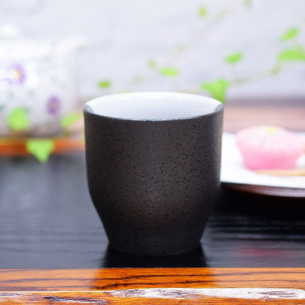 Waza no Kura stylish teacup, Kuta-yaki, gold cherry blossom and bird design, teacup bowl, ceramic, brand, Japanese tableware, made in Japan, birthday present, 60th birthday celebration, 70th birthday celebration, 77th birthday celebration, 80th birthday c