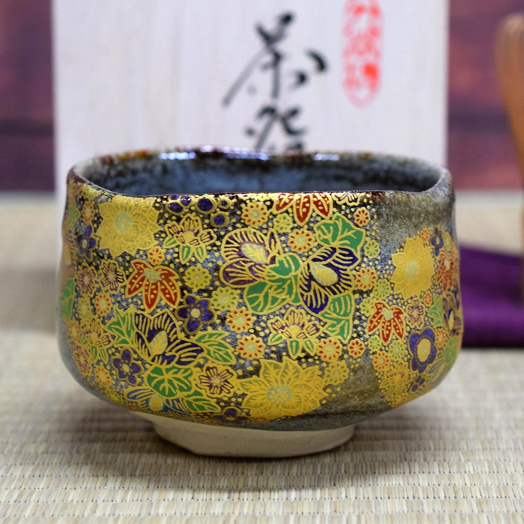 Matcha bowl, ceramic, tea utensils, Kutani ware, matcha tea bowl, floral design, brand, matcha, rice bowl, Japanese tableware, made in Japan.
