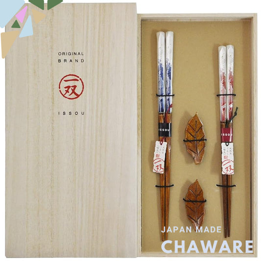 A pair of couple's lacquered chopsticks in a paulownia box, featuring "Shuwa," along with a holly chopstick rest. Made i