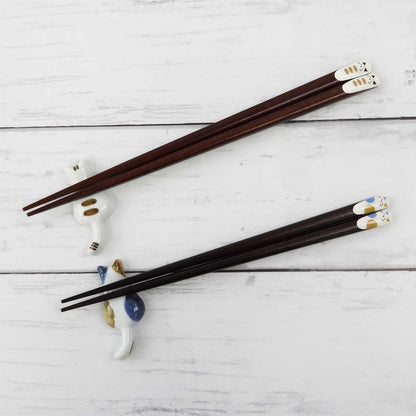 Ishida Kiri Box with Chopstick Rest - Couples' Chopsticks with Kicho Karakusa Design, Dishwasher Safe, Non-Slip, Made in Japan