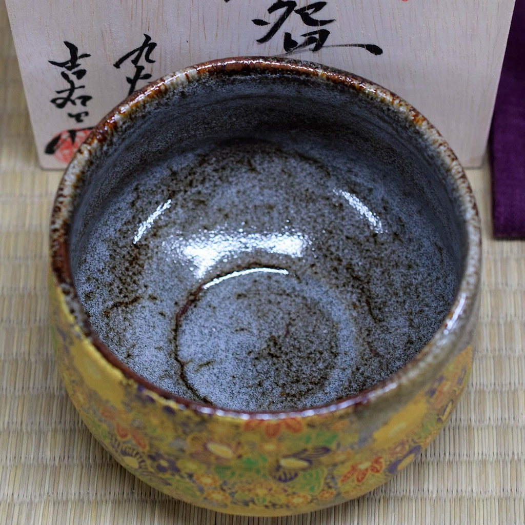 Matcha bowl, ceramic, tea utensils, Kutani ware, matcha tea bowl, floral design, brand, matcha, rice bowl, Japanese tableware, made in Japan.