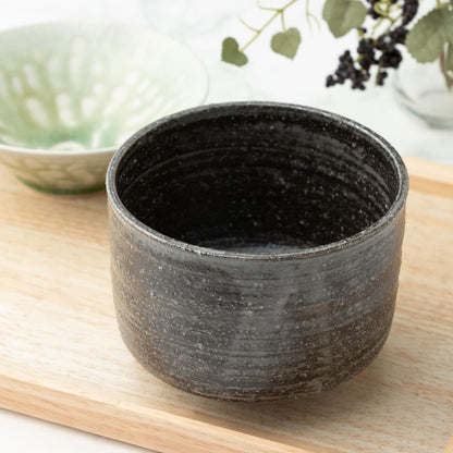 Marui Seito Shigaraki Ware Hechimon Matcha Tea Bowl Approximately 11 cm in diameter Black Steel Brown MR-3-4119