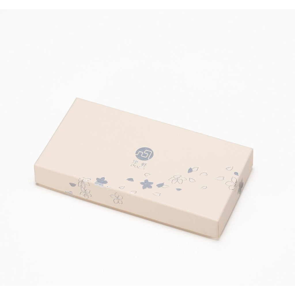 ADERIA Tsugaru Vidro Sakura Pair of Small Plates Made in Japan, Gift Boxed, Stylish and Cute, Ideal for Sashimi Plates, Perfect Gift for Women, Mother's Day, Father's Day, Couples, Men, Housewarming, Weddings, Visit Greetings, Small Retirement Gifts, Birt