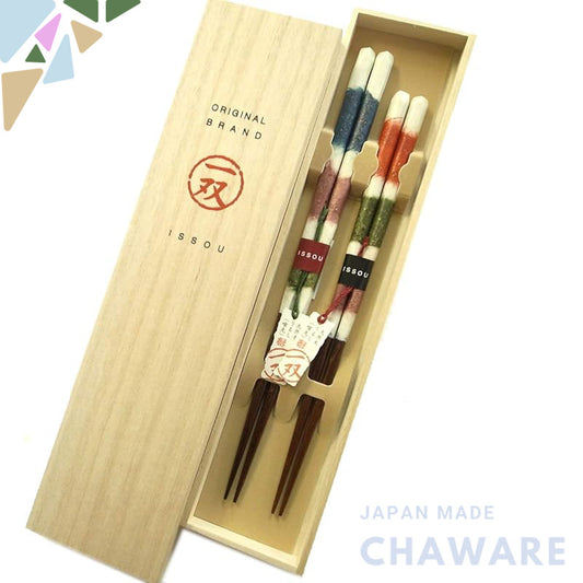 Eighth-Generation Harimaya Issō Yūshin Couple's Chopsticks in Paulownia Box, Made in Japan