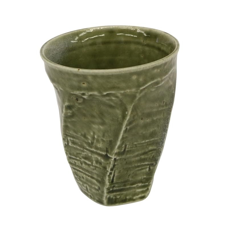 【made in japan】
Mino Ware Japanese-style Cafe Series Roughly Chiseled Twisted Free Cup in Green Color Splash, Model MZ-0