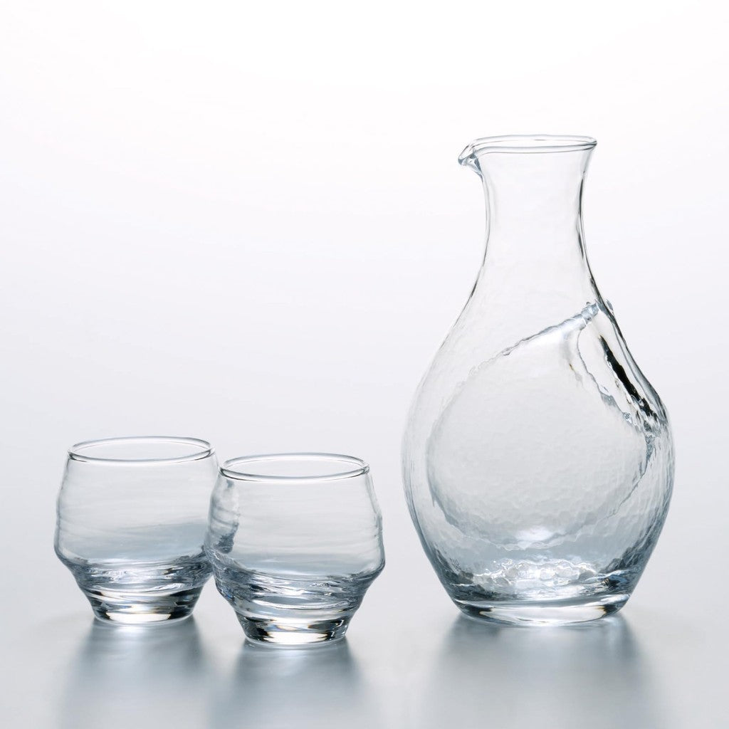 【made in japan】
Eastern Sasaki Glass Sake Chilled Set, Sake Glass Collection, Complete Sake Utensils, Boxed, Made in Japan, Dishwasher Safe, Clear, 3-Piece Set, Father's Day G604-M79 (Carafe) 300ml × 1, (Cup) 100ml × 2
