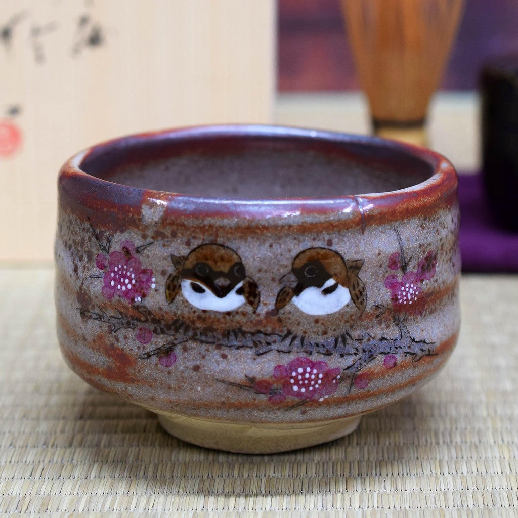 Matcha bowl, pottery, tea utensils, Kutani ware, matcha tea bowl, Suzume brand, matcha, rice bowl, Japanese tableware, made in Japan.