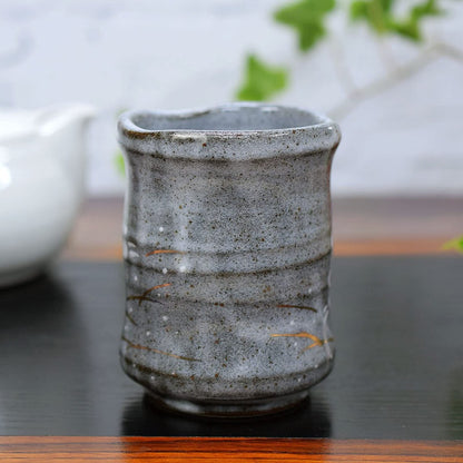 "Waza no Kura Stylish Kutani Ware Tea Cup Hane Usagi Large Tea Bowl Ceramic Brand Japanese Tableware Made in Japan"