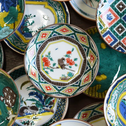 Plate Stylish Kutani Ware Masterpiece Small Plate Ancient Kutani Colorful Kiku-Flower and Bird Design Small Dish Side Plate Brand Japanese Tableware