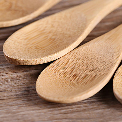 Matcha tea utensils: chashaku (bamboo tea scoop), dessert spoon, coffee spoon, tea spoon.