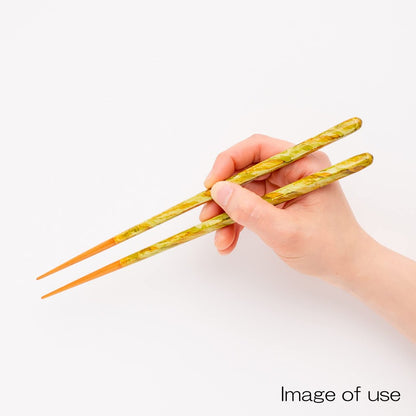 Hashikura Matsukan Dishwasher Safe Natural Wood Couple Chopsticks Set with Rest - 22.5cm - Crystal Color Brush Design - Made in Japan
