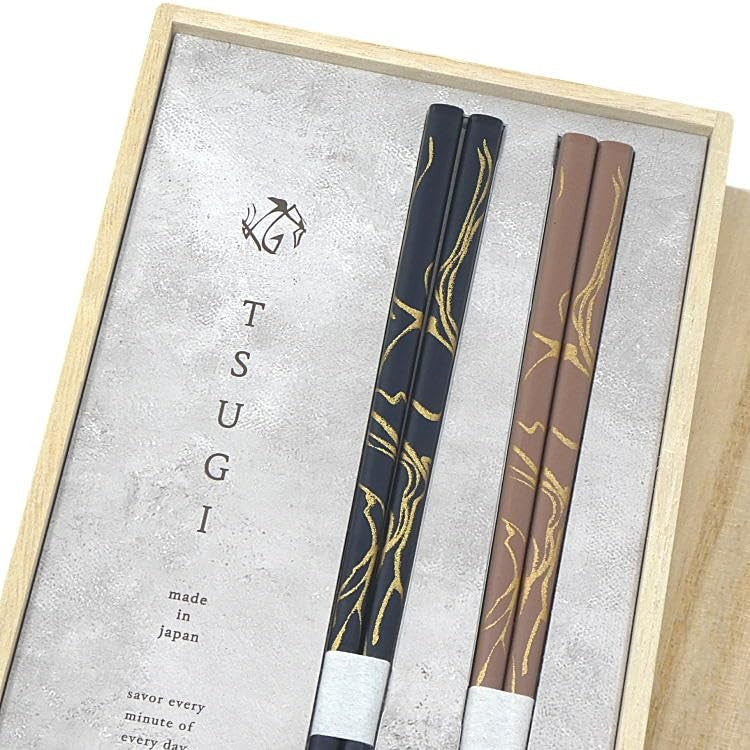 Couple's Chopsticks Pair Wedding Gift Anniversary Wakasa Lacquer Made in Japan Dishwasher Safe TSUGI Gray/Navy 23cm Gift Chopsticks (Kiri Box) An Elegant Item Present Gift
