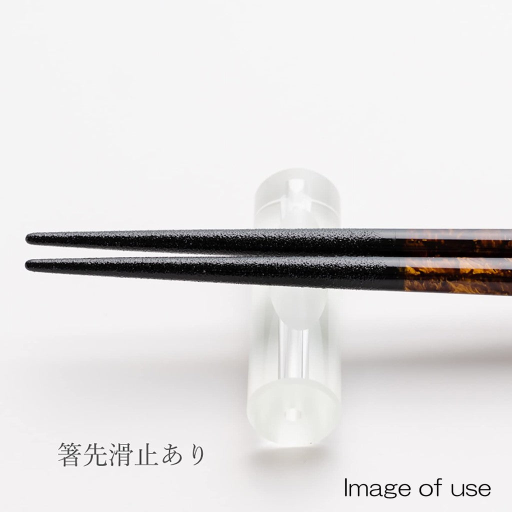 Hashikura Matsukan Dishwasher-Safe Couples Chopsticks Natural Wood Pair Set 22.5cm with Crystal Night Sky Chopstick Rests, Black and Red, Made in Japan G-82016