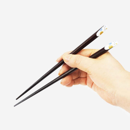 Ishida Kiri Box with Chopstick Rest - Couples' Chopsticks with Kicho Karakusa Design, Dishwasher Safe, Non-Slip, Made in Japan