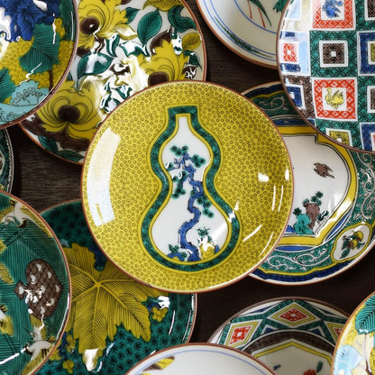 Plate Stylish Kutani Ware Masterpiece Small Plate Ancient Kutani Blue Hand Gourd and Pine Design Small Dish Serving Plate Brand Japanese Tableware