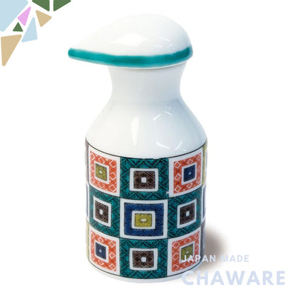 Drip-Free Soy Sauce Dispenser - Kutani Ware Stone Paving Design, Perfect for Dining and Kitchen Use, Elegant and Functio