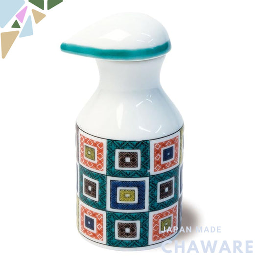 Drip-Free Soy Sauce Dispenser - Kutani Ware Stone Paving Design, Perfect for Dining and Kitchen Use, Elegant and Functio