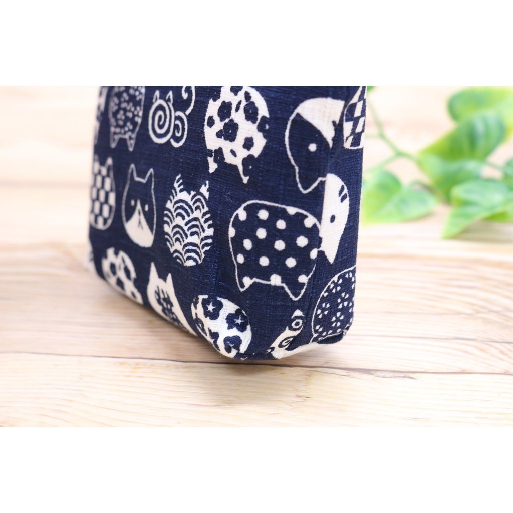 Kyosuke Japanese Mini Pouch in Navy Cat Design
