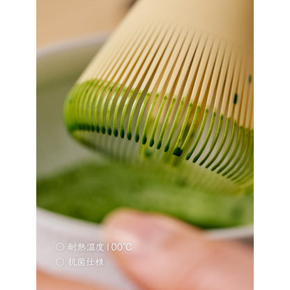 Japanese Tea Whisk, Made in Japan, 100 Stems, White Bamboo Color, Unbreakable Resin, Ideal for Tea Ceremony Practice and Matcha Lattes