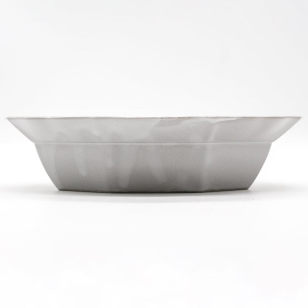 aito Seisakusho "Olive" 19×14cm Seto Ceramic Curry & Salad Plate – Relief Design, Microwave & Dishwasher Safe, Made in Japan