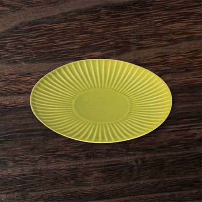Takumibufu Arita-yaki 18cm Porcelain Plate Shinogi Pale Green (Medium) Made in Japan