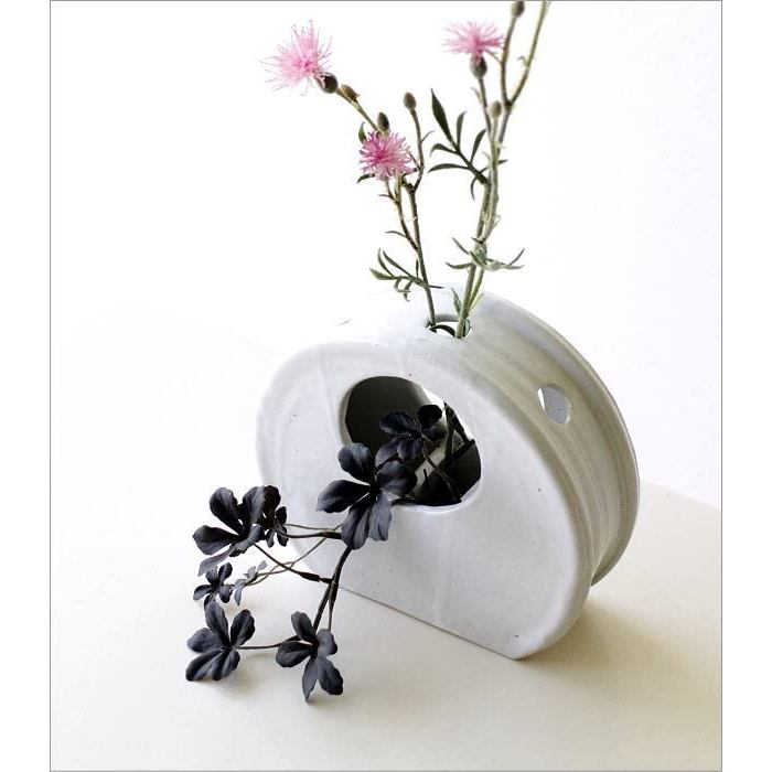 Seto ceramic vase Japan modern white round-cutout design with built-in flower partition tabletop