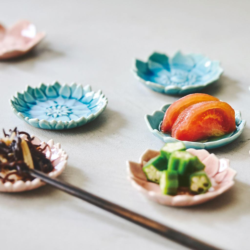 aito Katachi 7cm Small Plate - Seto-Yaki Dahlia Asagi Blue, Microwave/Dishwasher Safe, Japan