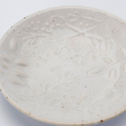 aito Seisakusho "Ha Gohon-te" White Seto-Yaki Ceramic Plates (Various Sizes) – Microwave and Dishwasher Safe