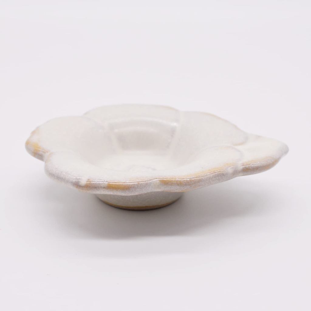Aito Hana Small Ceramic Dish 8×7 cm – Seto-Yaki, Microwave & Dishwasher Safe, Made in Japan