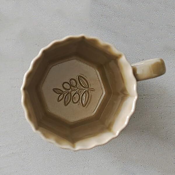 Antique-Style Olive Relief Seto-yaki Ceramic Mug 300ml — Microwave & Dishwasher Safe, Classic Japanese Gift