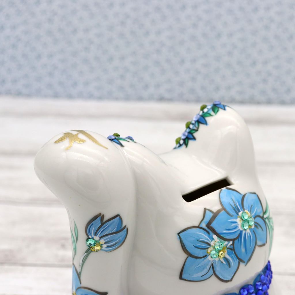 Craftsman House Gorgeous Hand-Painted Seto Ware Maneki-Neko Lucky Cat — Handcrafted Japanese Good Luck Ornament (Red/Blue)