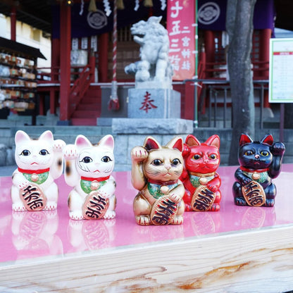 Seto-Yaki Hand-Painted Ceramic Maneki Neko Piggy Bank - 6.3-inch Japanese Lucky Cat Figurine for Home Decor, Good Fortune and Prosperity