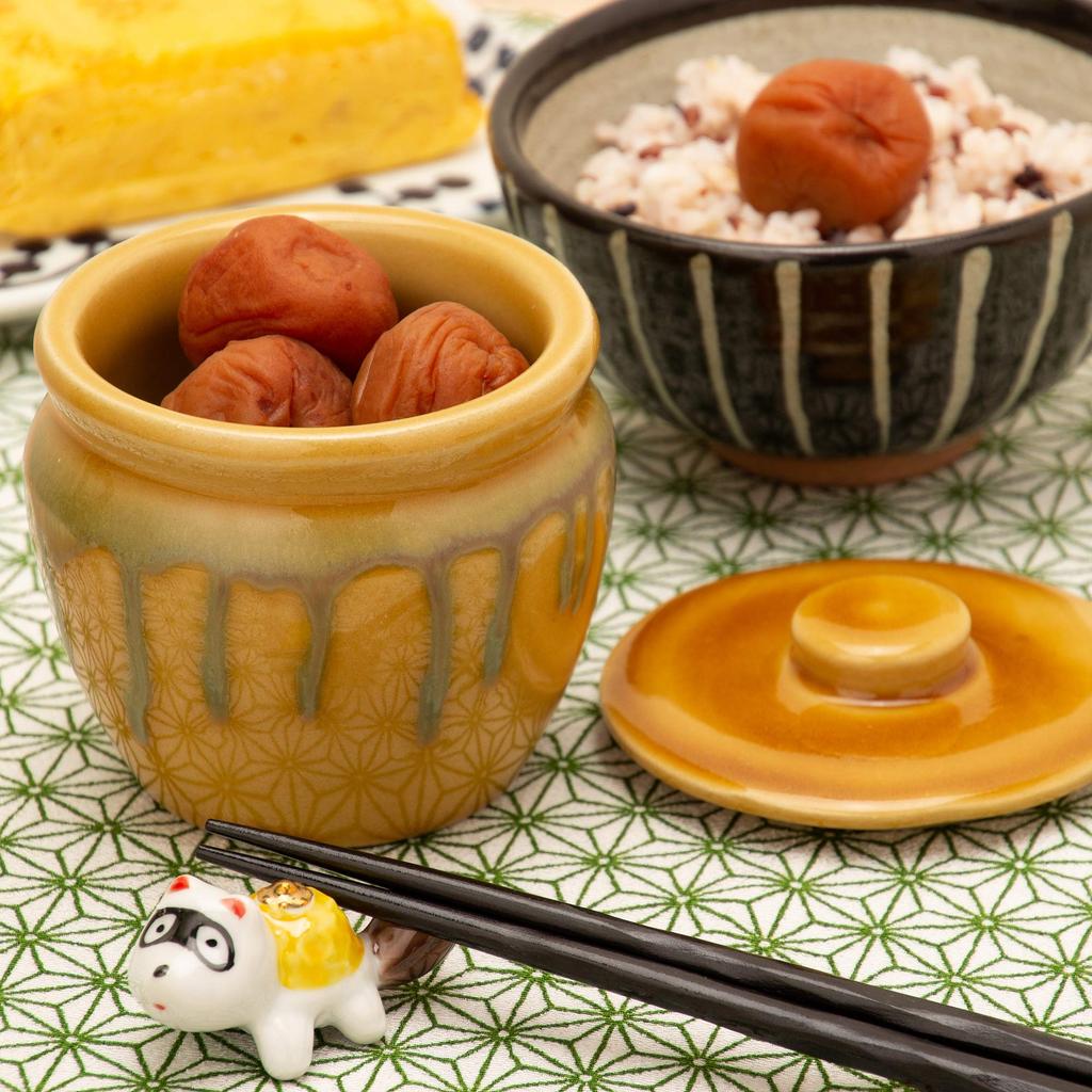 TAMAKI Made in Japan Mini Storage Jar - Kiseto Yellow Glaze, Diameter 8.8cm x Height 9.5cm, 240ml
