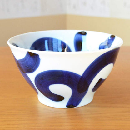 Stylish Donburi Noodle Bowl 15.8cm Arita Hasami Porcelain Ceramic, Large Karakusa - Made in Japan