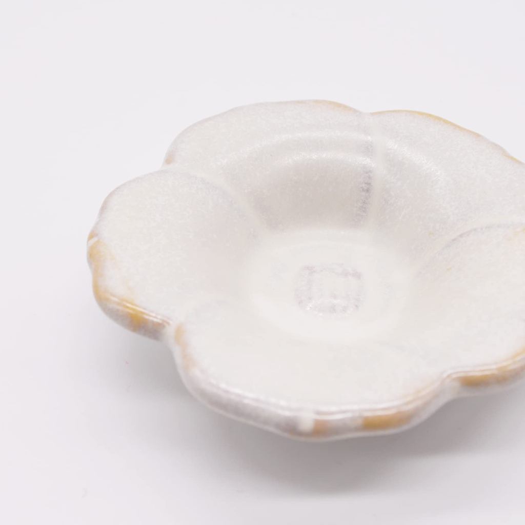 Aito Hana Small Ceramic Dish 8×7 cm – Seto-Yaki, Microwave & Dishwasher Safe, Made in Japan