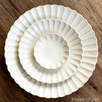 Aito "Hana" Seto Ware Ceramic Plate — Made in Japan