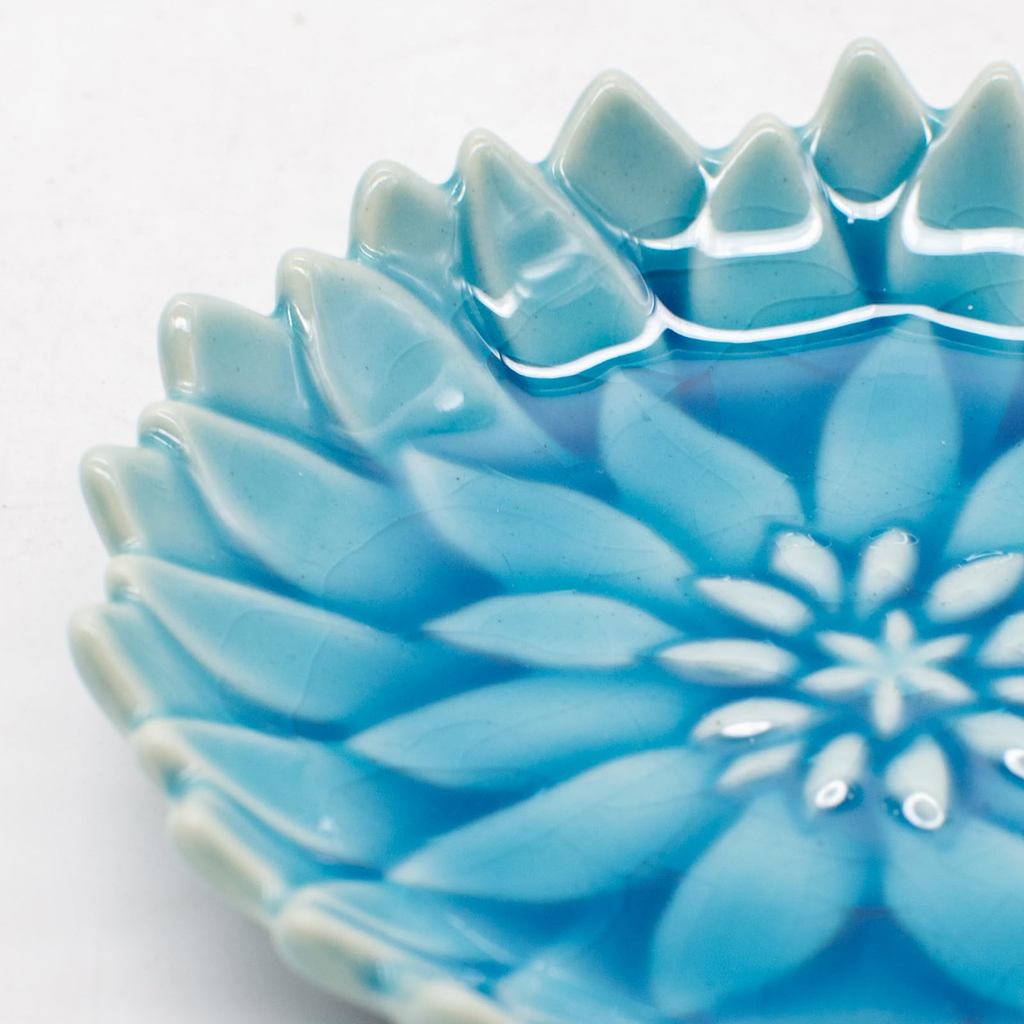 aito Katachi 7cm Small Plate - Seto-Yaki Dahlia Asagi Blue, Microwave/Dishwasher Safe, Japan