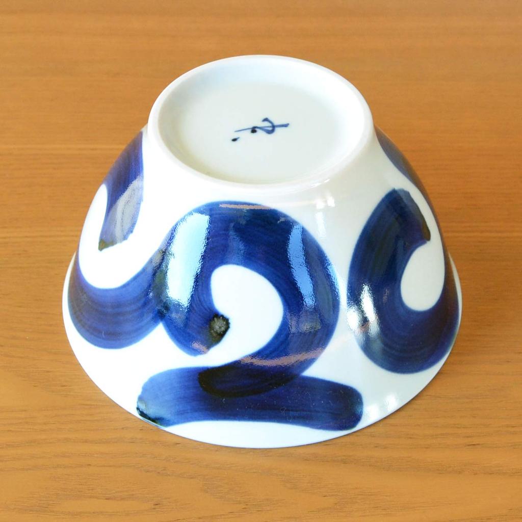 Stylish Donburi Noodle Bowl 15.8cm Arita Hasami Porcelain Ceramic, Large Karakusa - Made in Japan