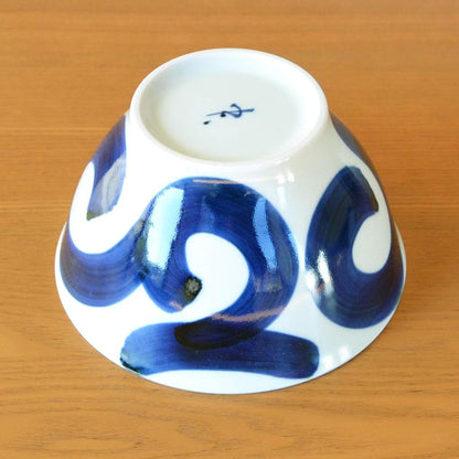 Stylish Donburi Noodle Bowl 15.8cm Arita Hasami Porcelain Ceramic, Large Karakusa - Made in Japan