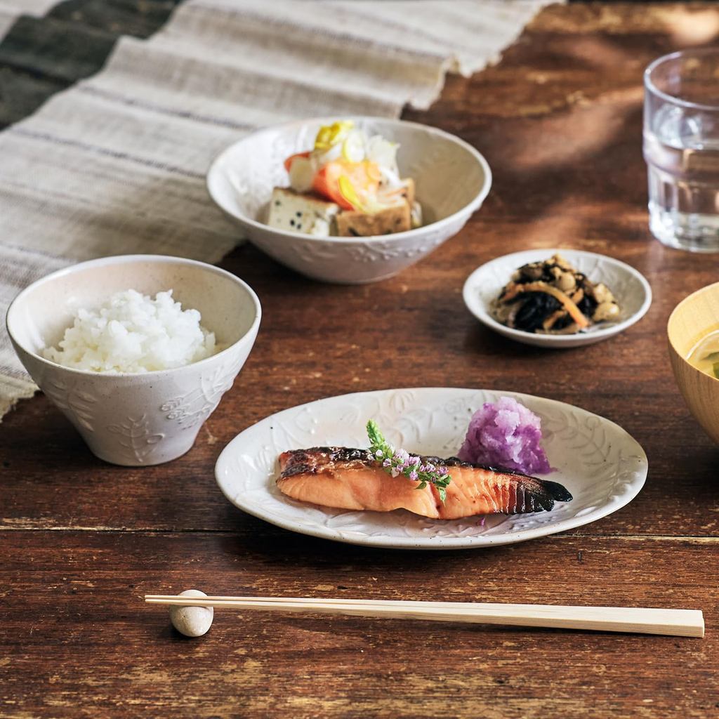 Aito Seisakusho 'Ha Gohon-te' White Seto Ware Rice Bowl 11cm Microwave & Dishwasher Safe, Japan