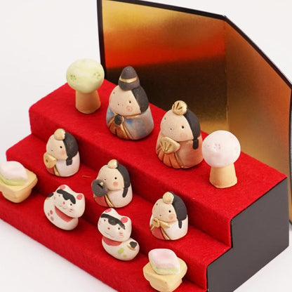Fukubeya Seto-yaki Compact Three-Tier Mini Hina Doll Display with Gold Screen, Ceramic Made in Japan