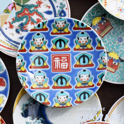 【made in japan】
Stylish Kutani Ware Plate from Waza no Kura, Decorative Fortune Bean Dish, Fuku Suke, Ceramic Small Plat